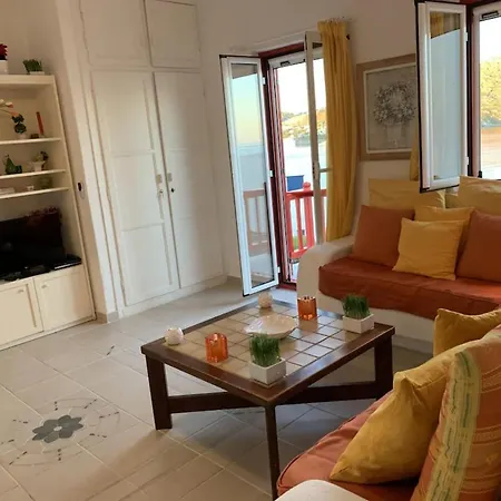 Apollon House On The Sea Holiday home *
